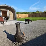 My Happy Hounds Glamping * 诺斯阿勒顿