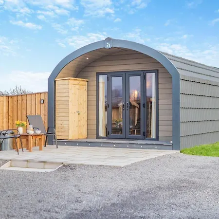 营地 My Happy Hounds Glamping 诺斯阿勒顿